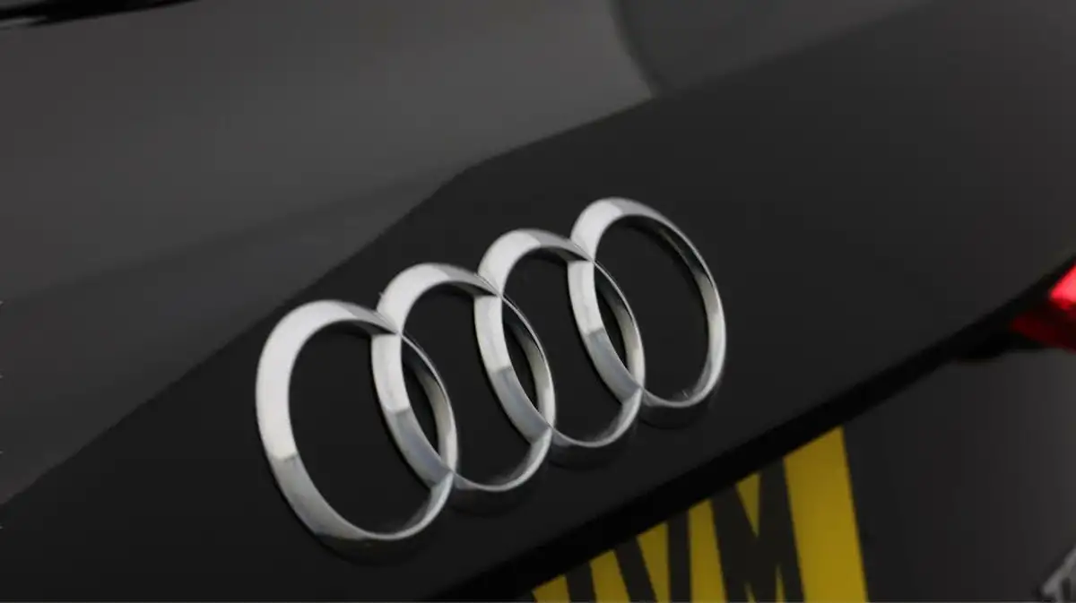 2022-audi-a3-10-30-tfsi-s-line-sportback-5d-big-20