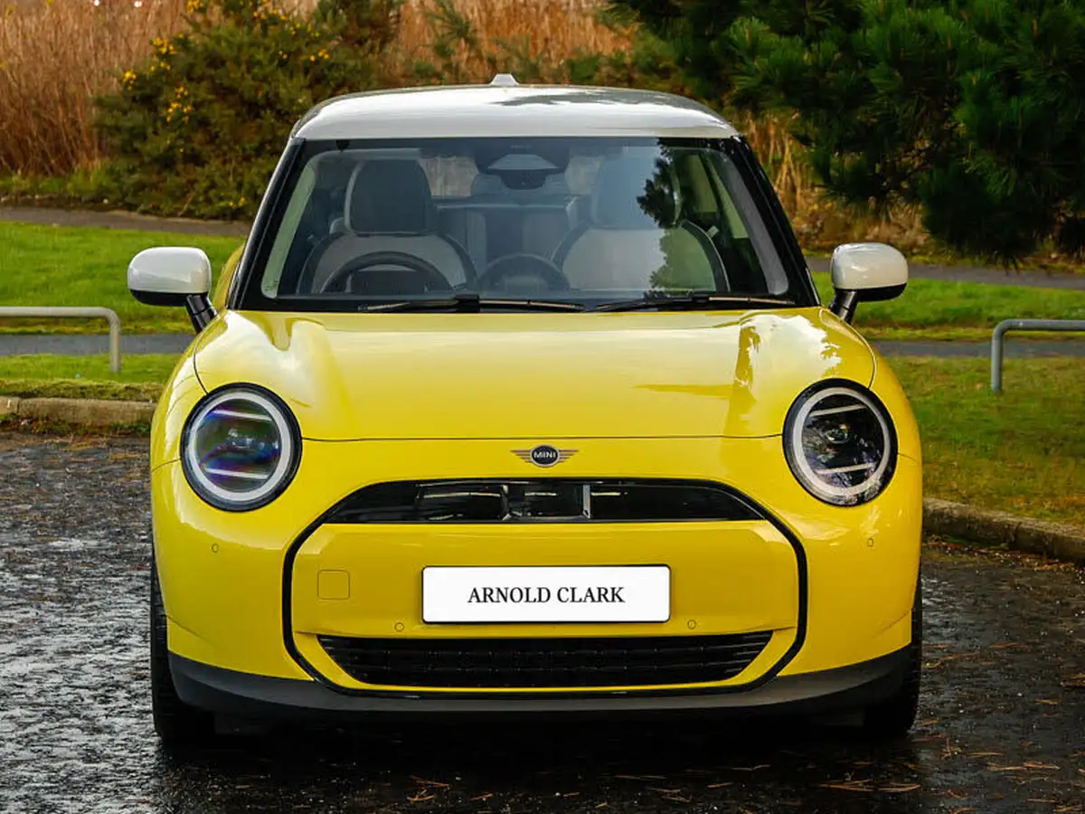 2024-mini-cooper-e-cooper-e-classic-big-15
