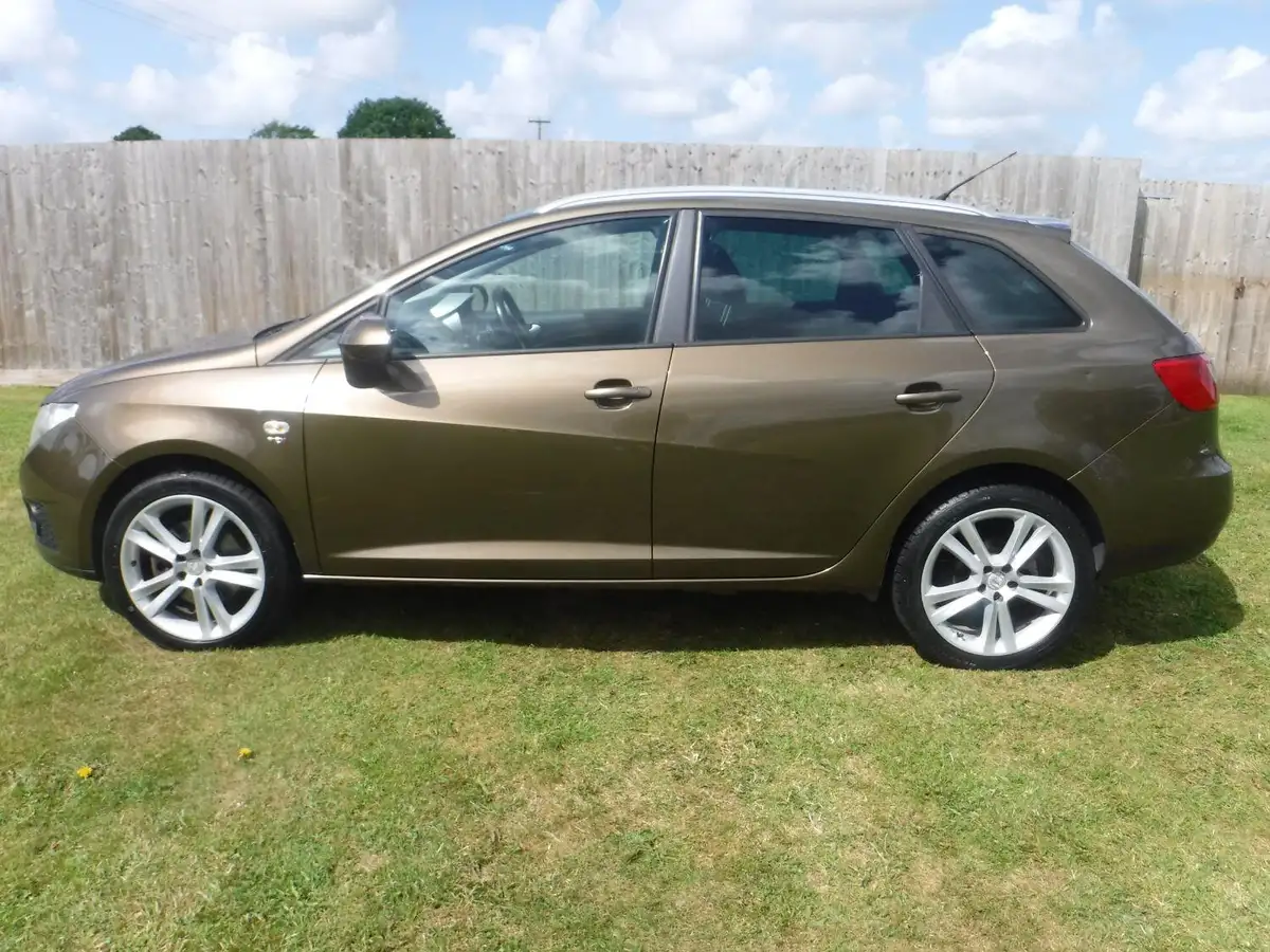 2010-seat-ibiza-16td-se-big-5