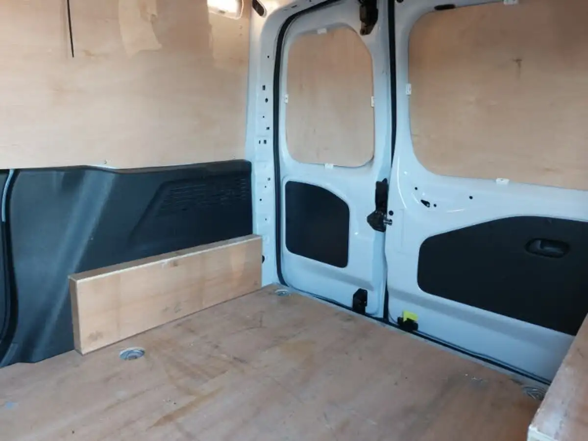 2023-citroen-berlingo-15-bluehdi-1000-enterprise-edition-100pseu6d-big-5