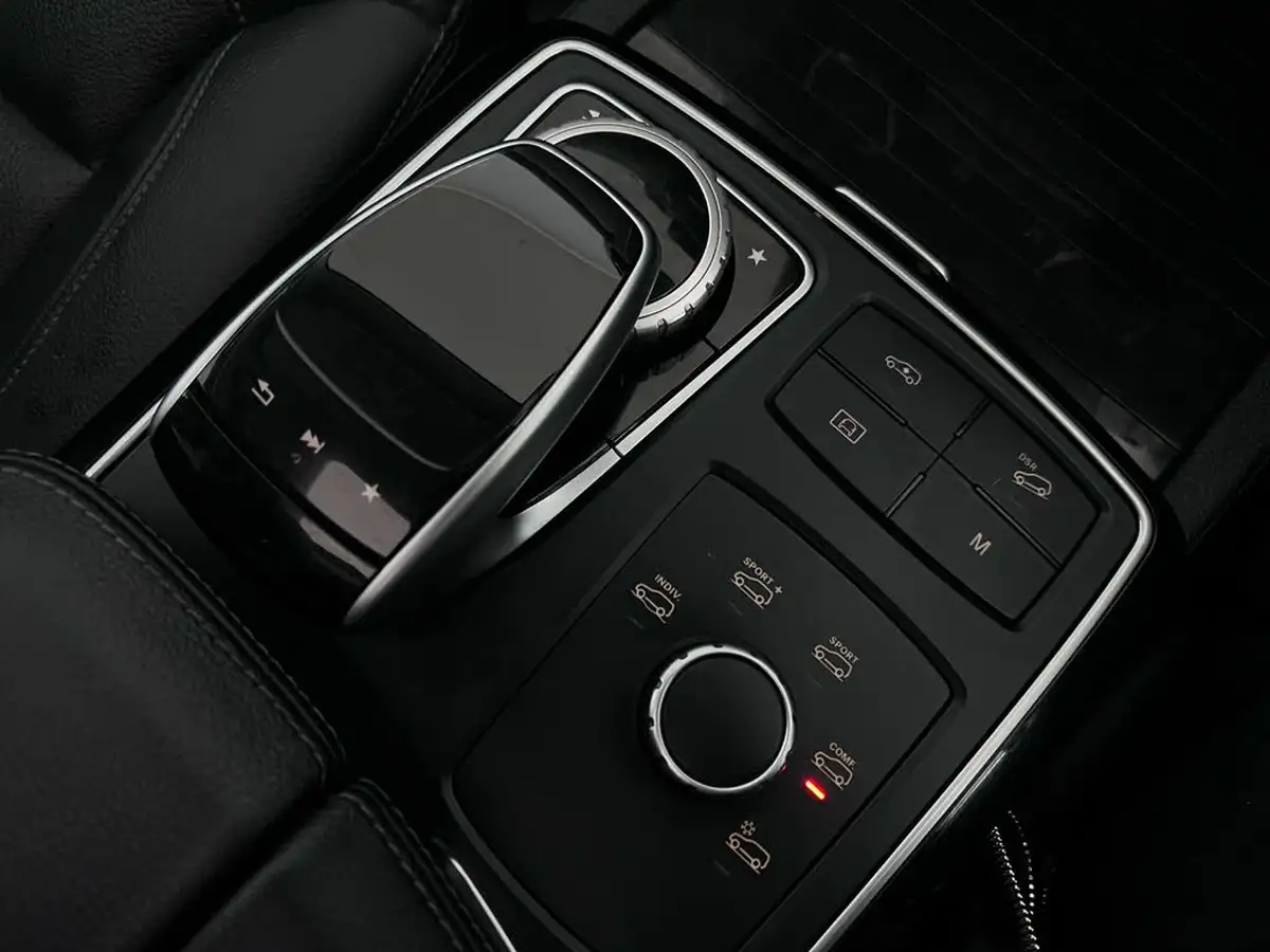 2017-mercedes-benz-gle-class-30-gle43-amg-premium-plus-367bhp-estate-big-47