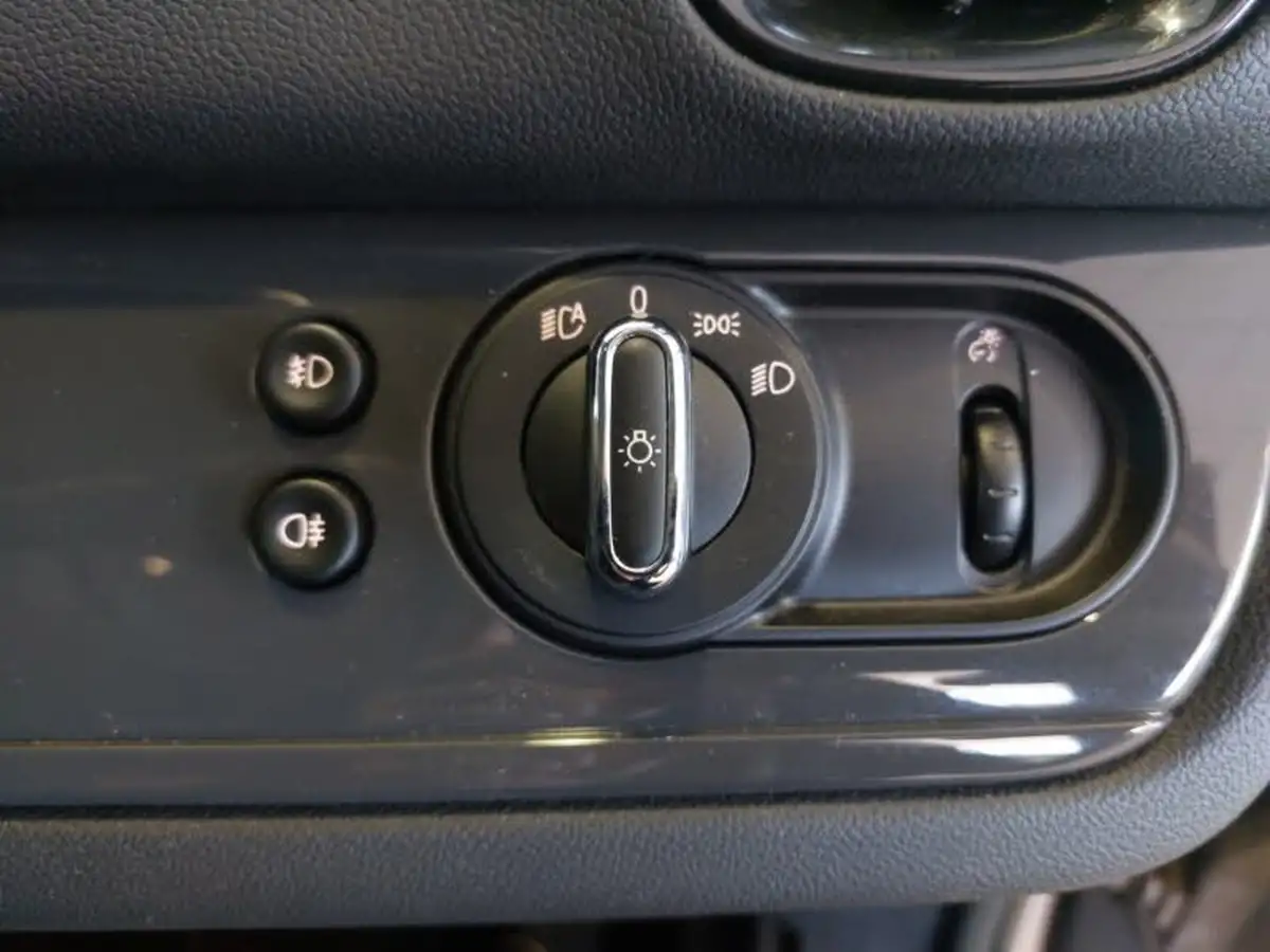 2021-mini-countryman-15-cooper-classic-big-16