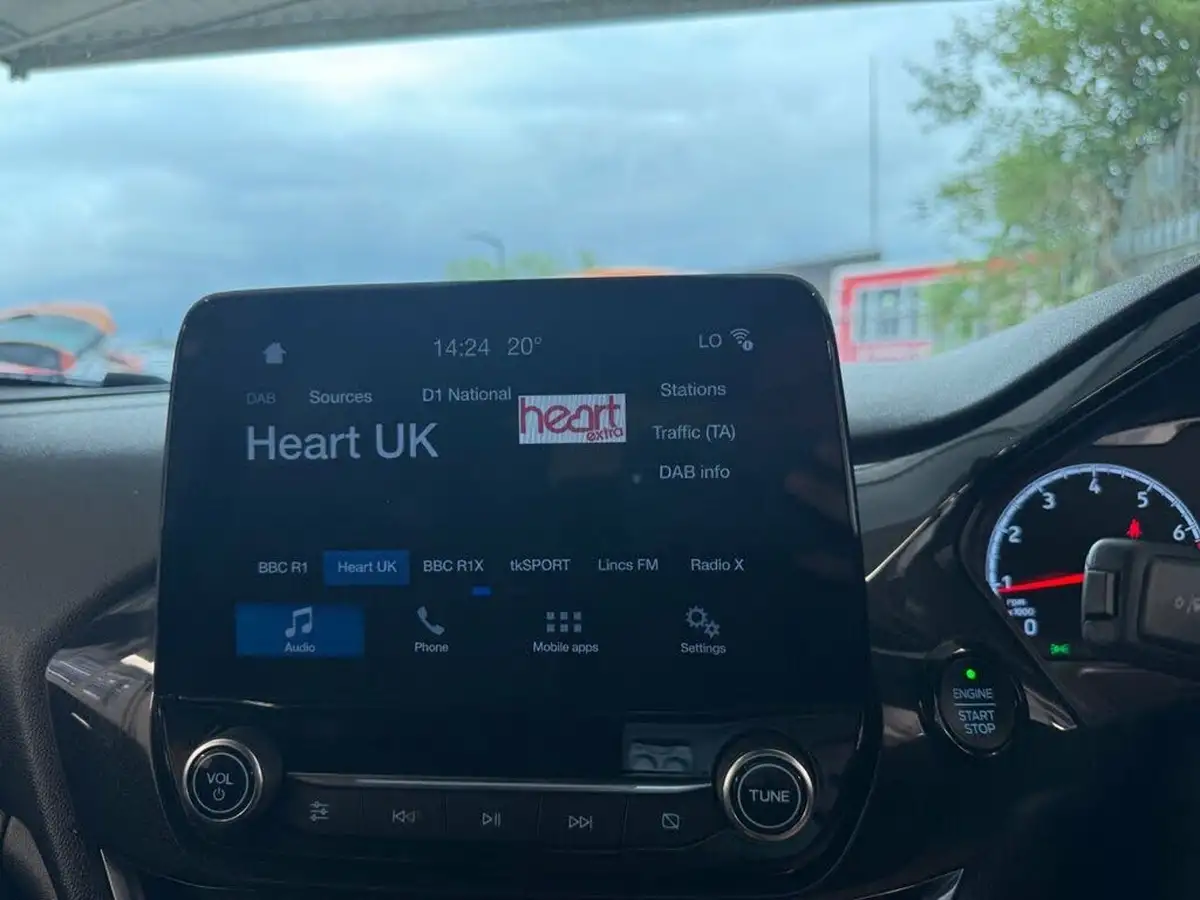2018-ford-fiesta-15t-st-2-3d-big-22