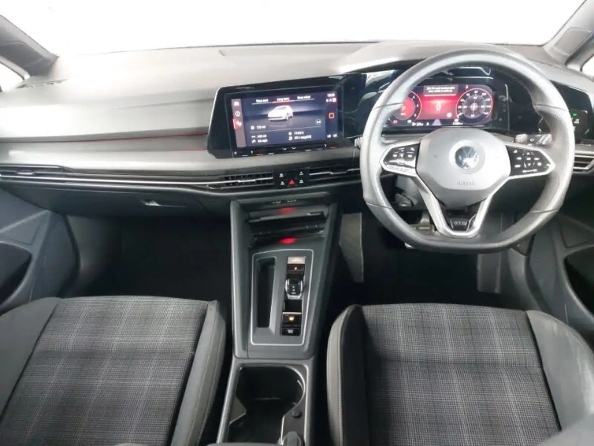 2022-volkswagen-golf-20tdi-gtd-big-2