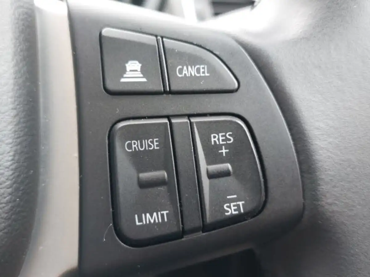 2023-suzuki-s-cross-14-boosterjet-ultra-allgrip-big-13