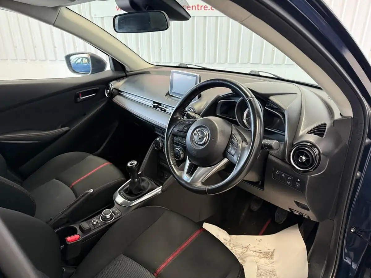 2016-mazda-mazda2-15-sport-nav-90ps-big-15