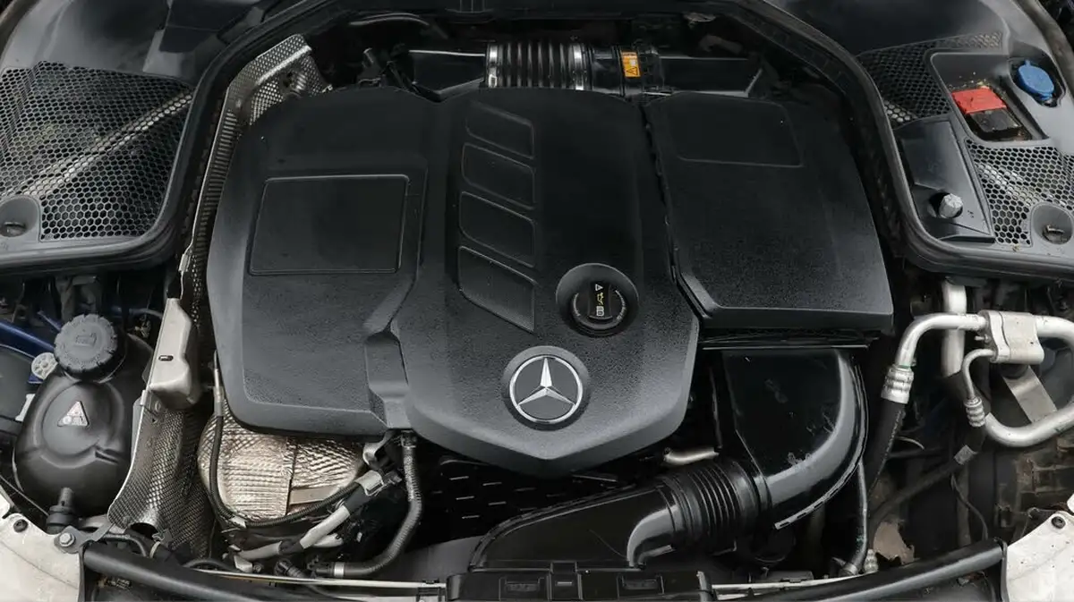 2019-mercedes-benz-c-class-20d-c220d-amg-line-premium-coupe-2d-big-19