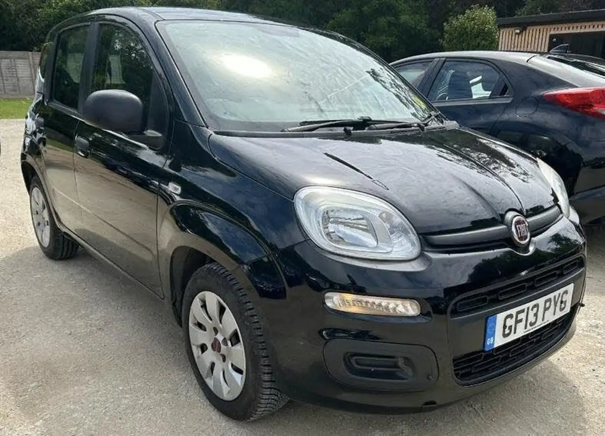 2013-fiat-panda-12-pop-big-0