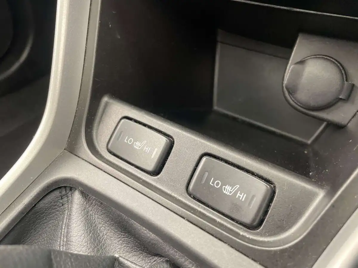 2013-suzuki-s-cross-16-sz5-allgrip-big-15