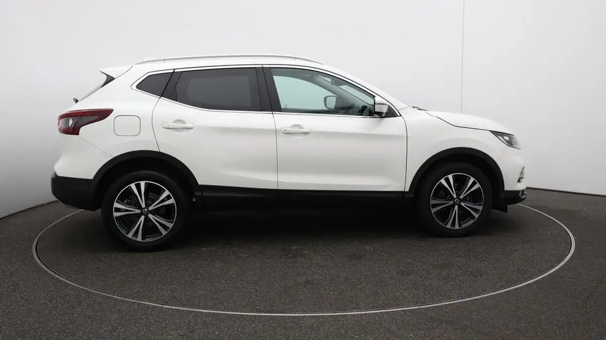2021-nissan-qashqai-13-dig-t-n-connecta-158ps-xtronic-big-48