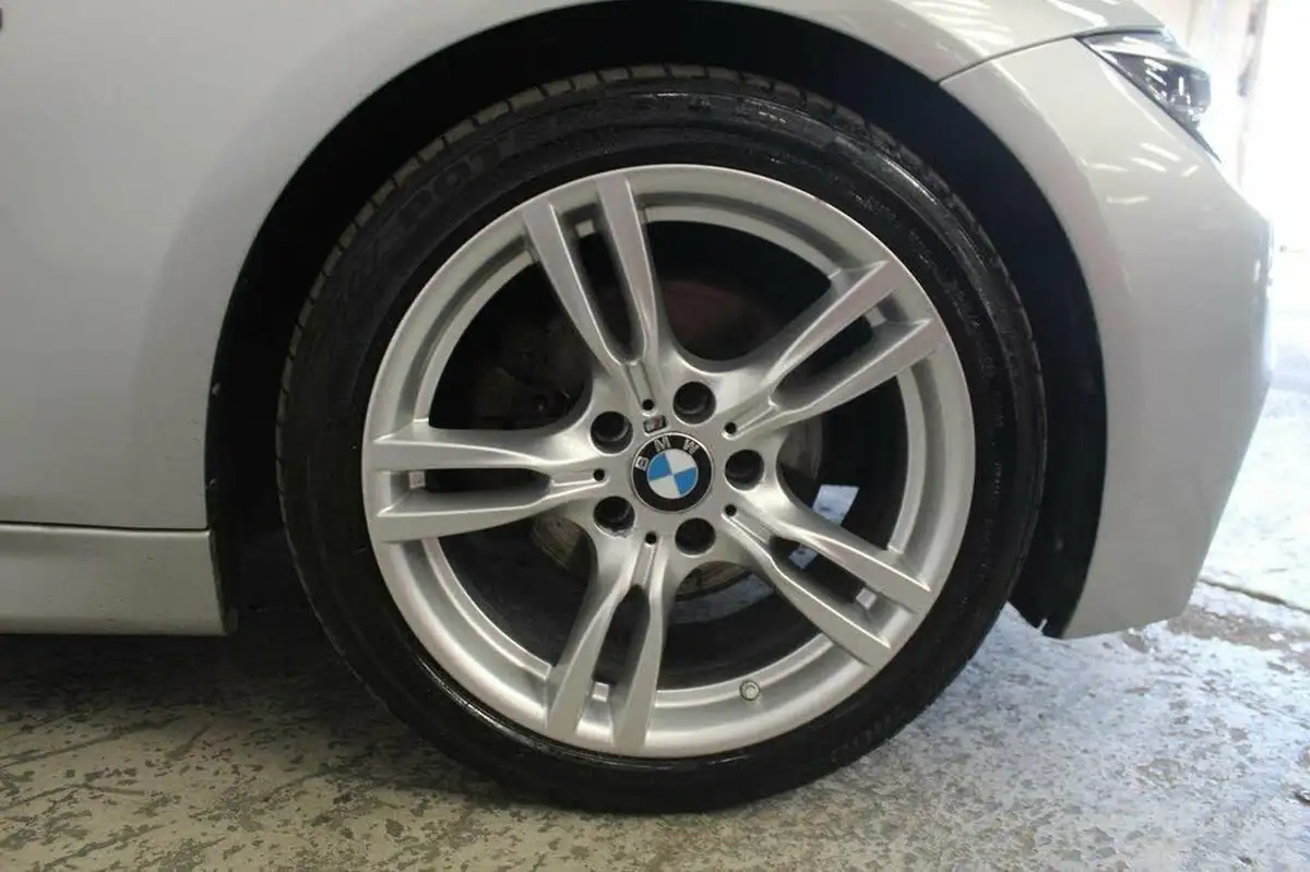 2014-bmw-3-series-20td-320d-m-sport-184bhp-blueperformance-ss-saloon-4d-big-58
