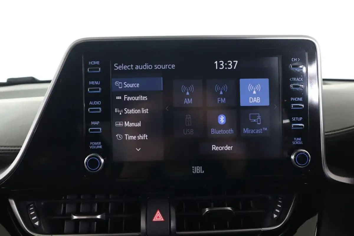 2022-toyota-c-hr-18-vvt-i-gr-sport-big-34
