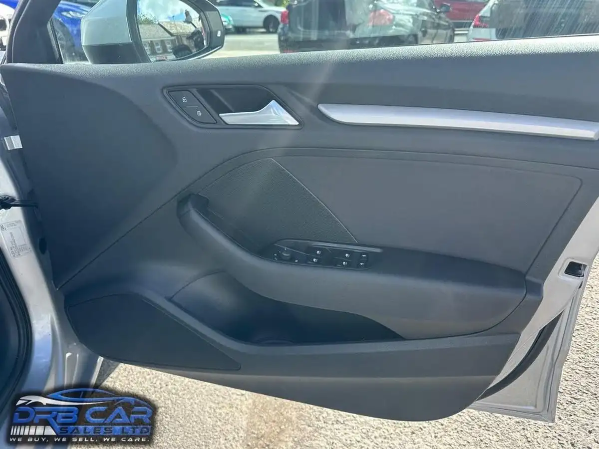 2017-audi-a3-20-tdi-se-technik-sportback-5d-big-8