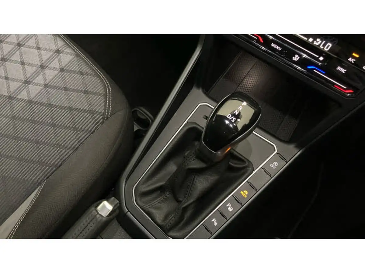 2024-volkswagen-taigo-10-tsi-r-line-115ps-dsg-big-13