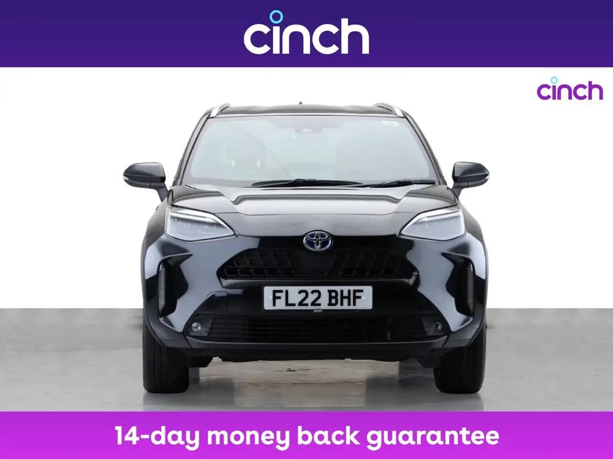 2022-toyota-yaris-15-vvt-i-design-panoramic-roof-big-1