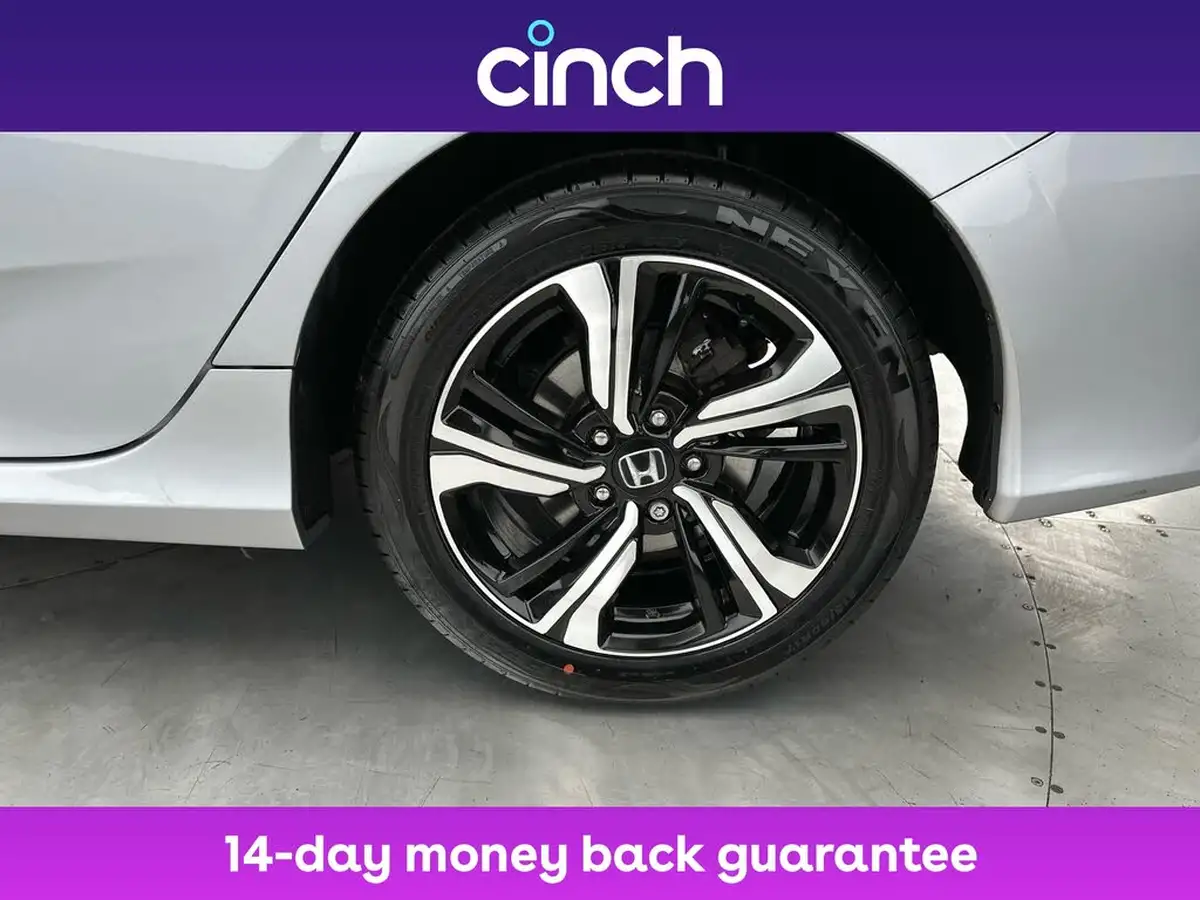 2019-honda-civic-10-vtec-turbo-sr-saloon-4d-cvt-big-24