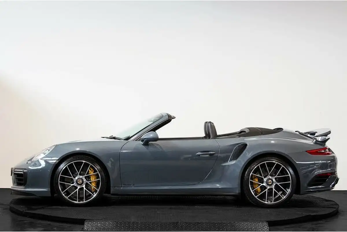 2016-porsche-911-38-turbo-s-cabriolet-big-6