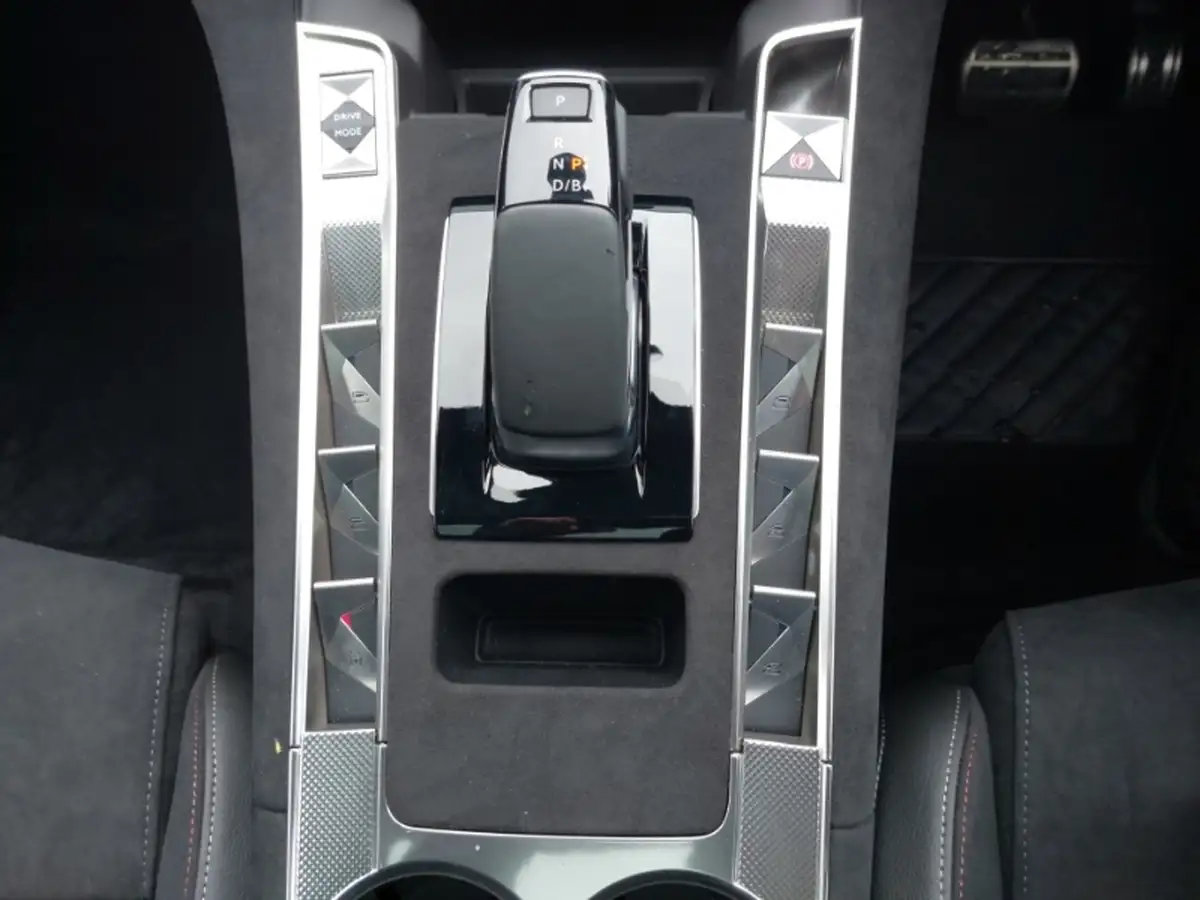 2021-citroen-c3-12-puretech-flair-83ps-big-18