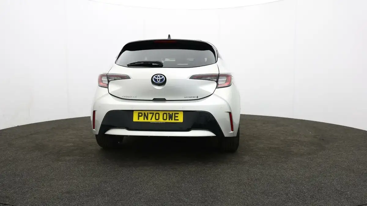 2020-toyota-corolla-18-vvt-i-excel-trk-hatchback-big-5