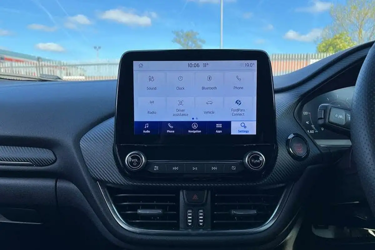 2023-ford-puma-suv-15-st-big-26