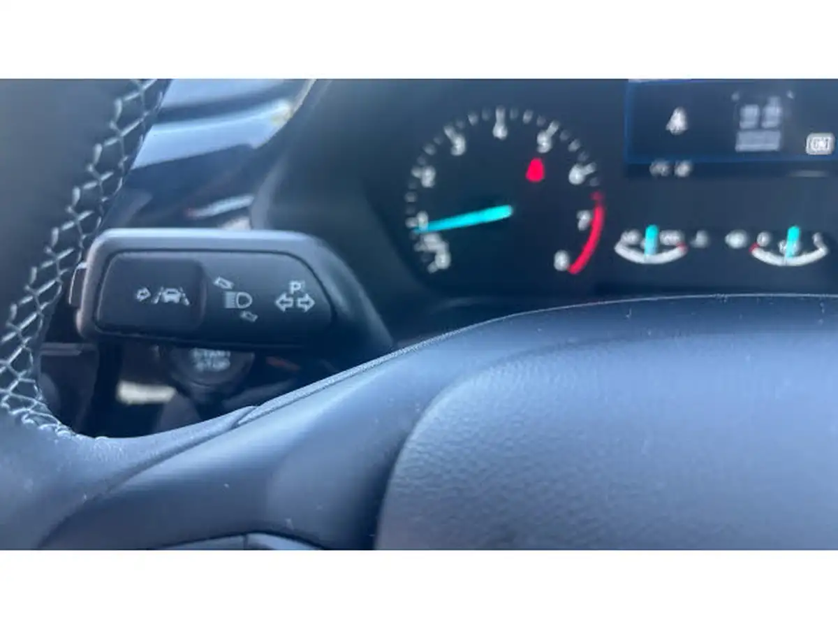 2023-ford-fiesta-10t-titanium-100ps-big-37