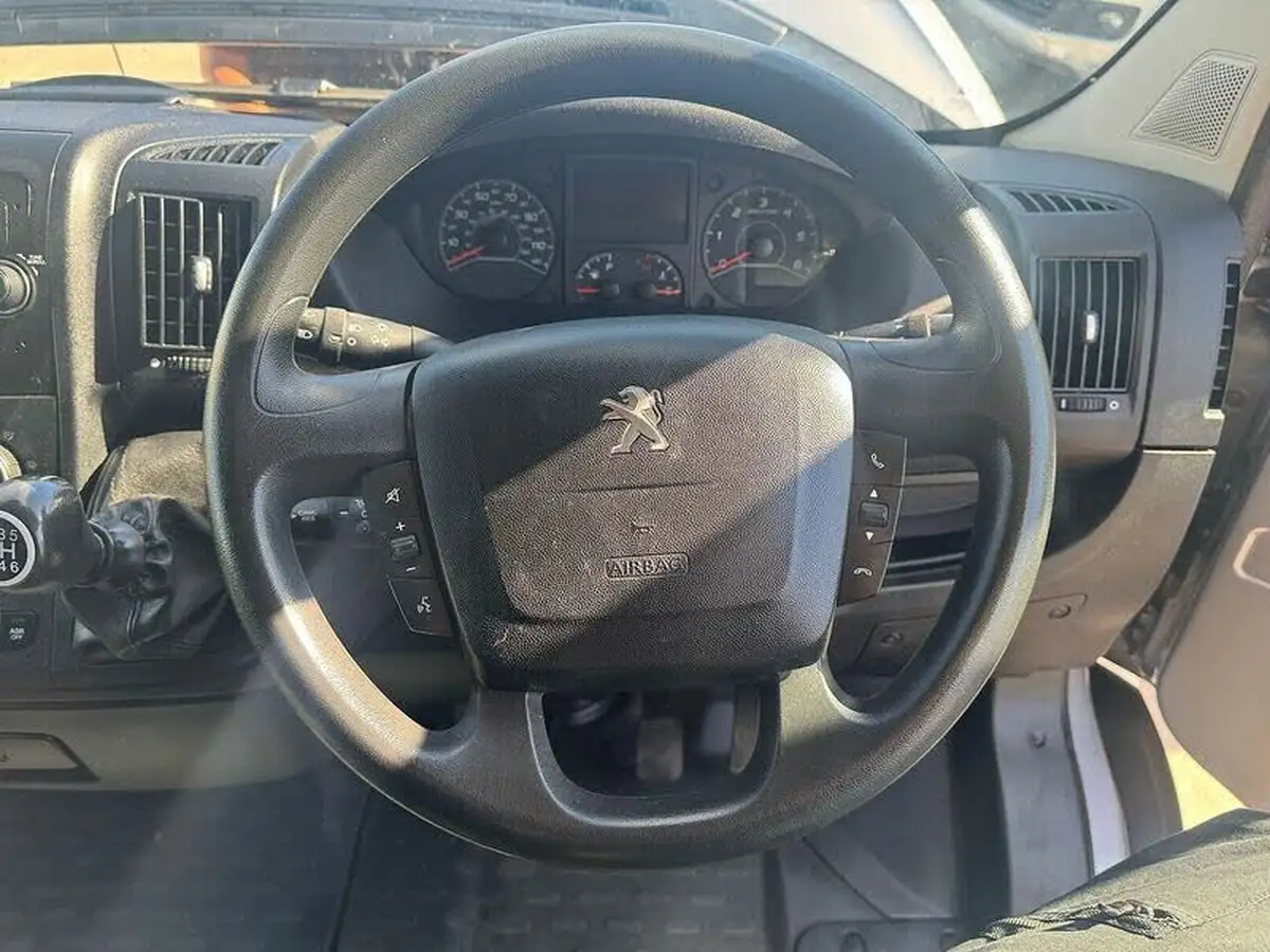 2021-peugeot-boxer-22-bluehdi-professional-435-l4-h2-140bhpeu6dt-big-23