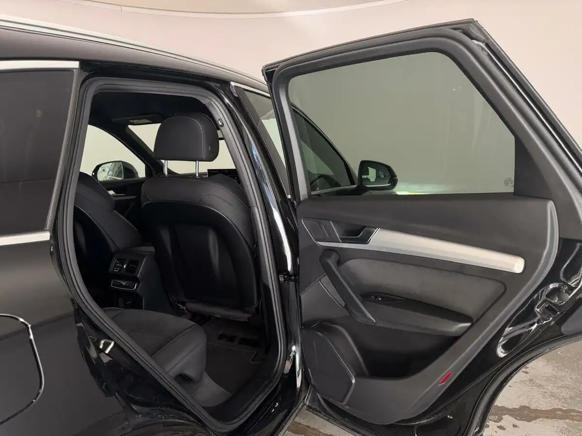 2022-audi-q5-20-50-tfsi-e-s-line-station-wagon-big-24