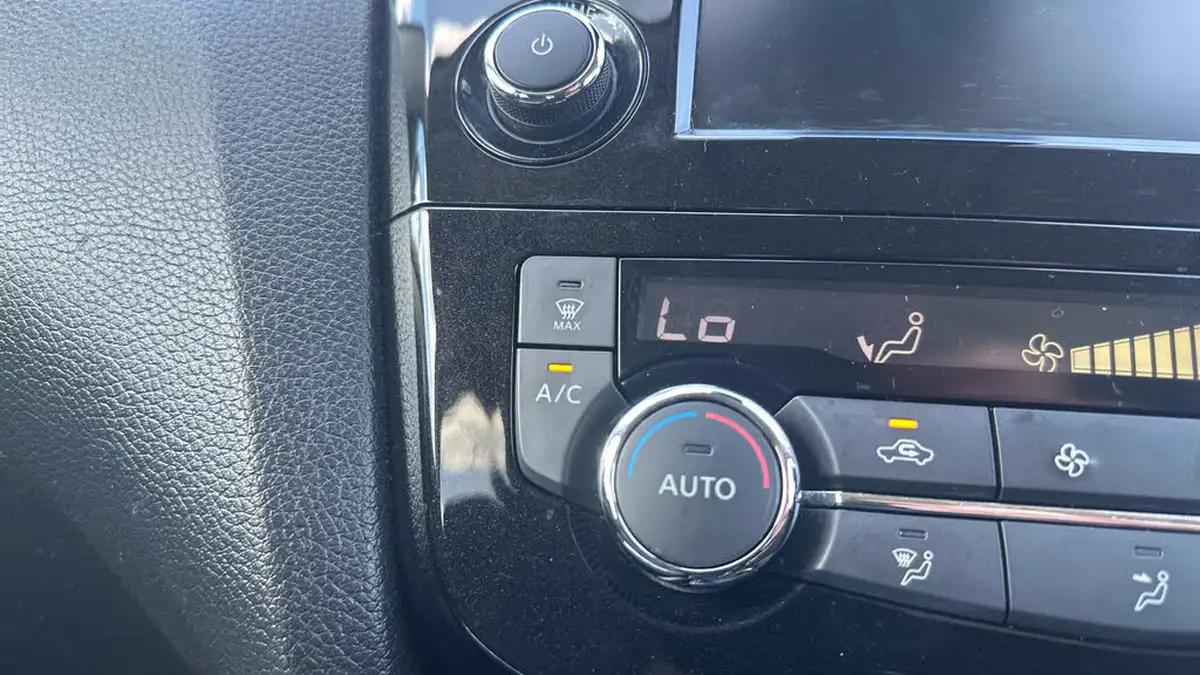 2019-nissan-qashqai-13-dig-t-n-motion-140ps-big-28