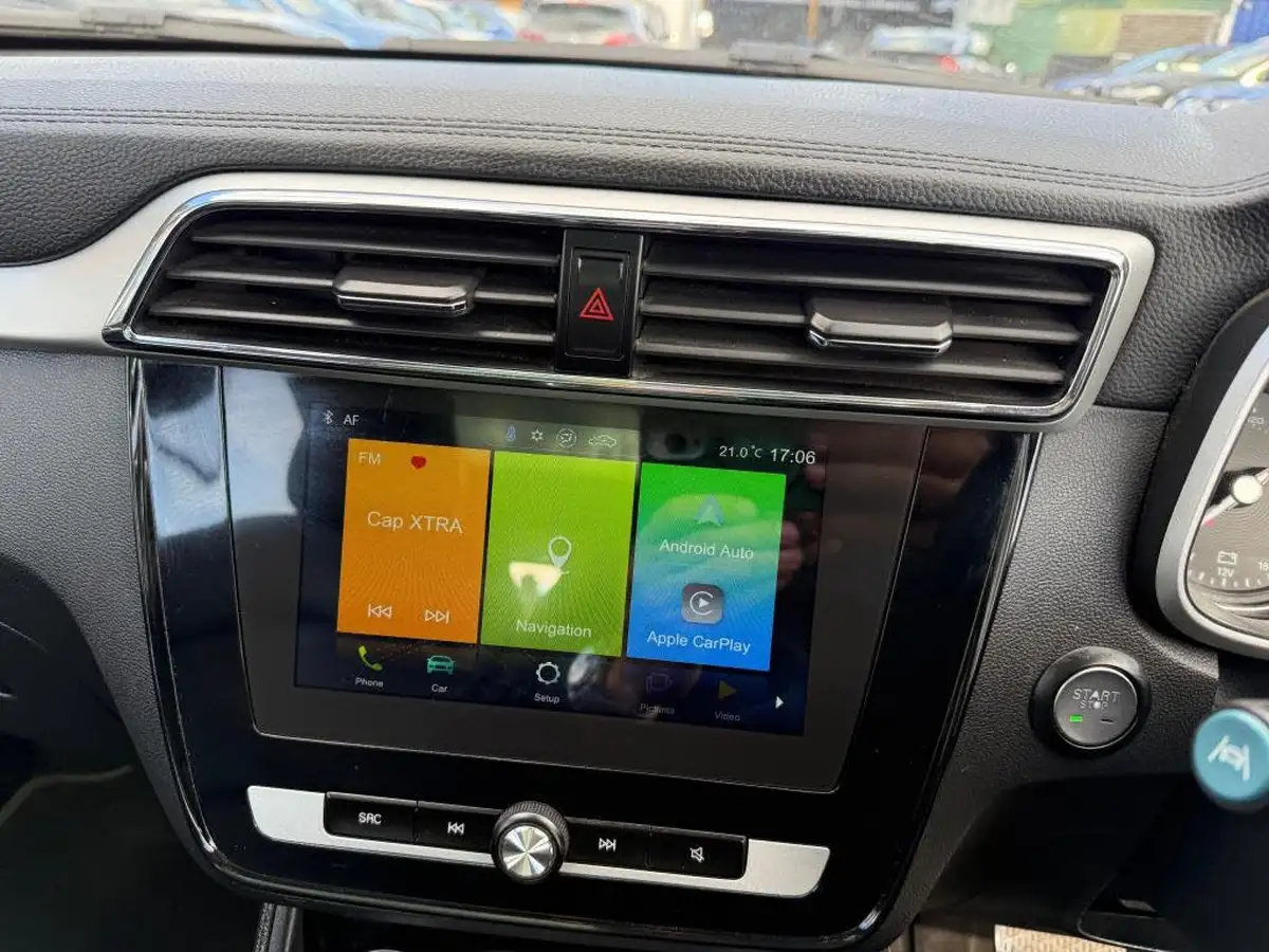 2021-mg-zs-suv-e-exclusive-ev-big-17