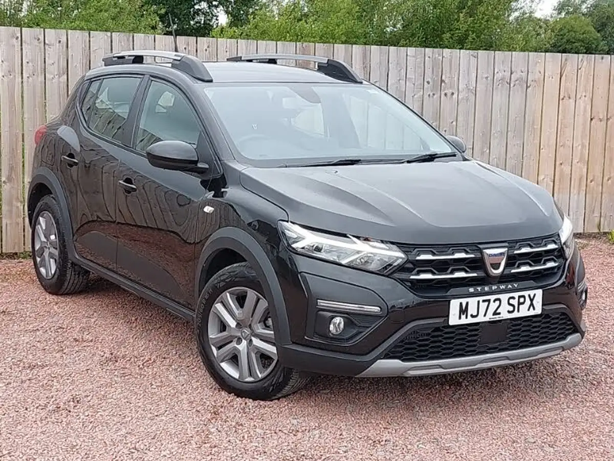 2022-dacia-sandero-stepway-10-tce-comfort-90bhp-big-0