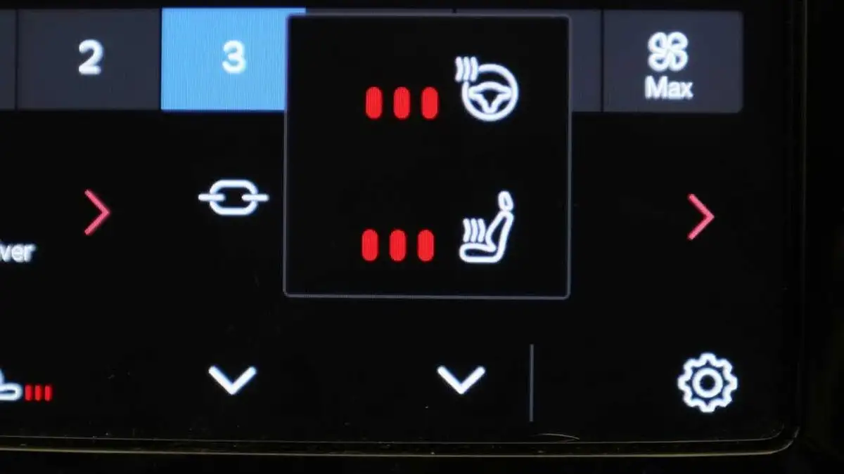 2022-volvo-c40-e-twin-recharge-pro-big-38