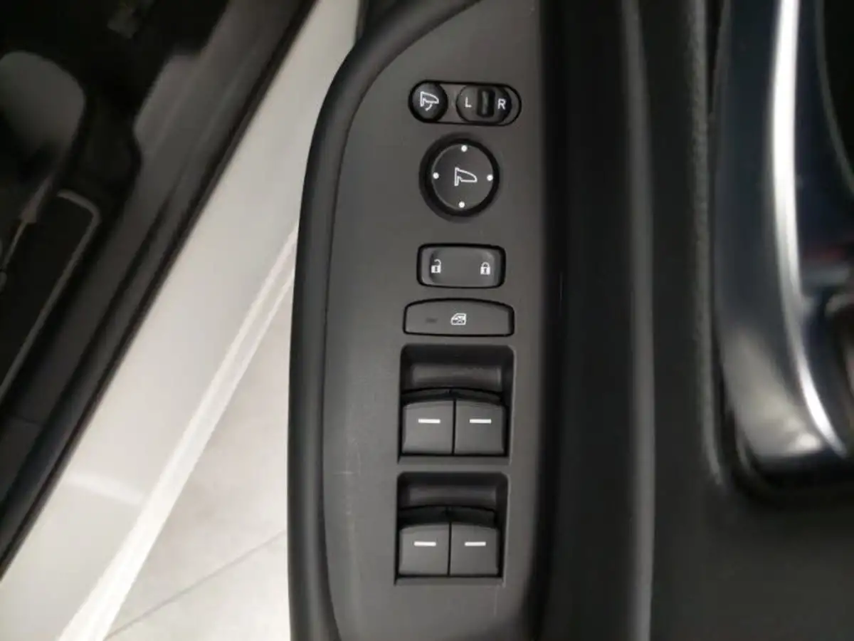 2021-honda-jazz-15-i-mmd-ex-107ps-big-11