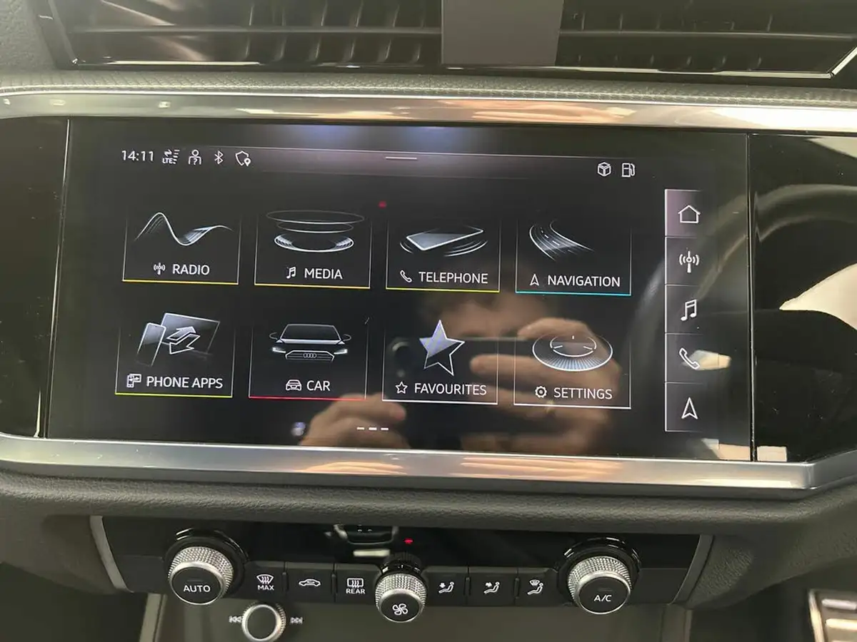 2022-audi-q3-15-35-tfsi-black-edition-cod-sportback-s-tronic-big-18