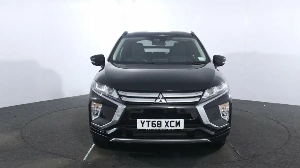 2018-mitsubishi-eclipse-cross-15-3-auto-big-1