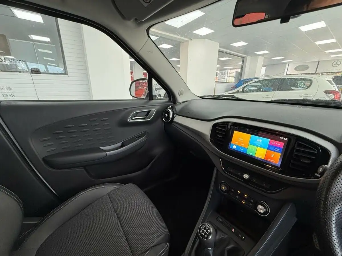 2022-mg-mg3-15-vti-tech-exclusive-nav-big-43