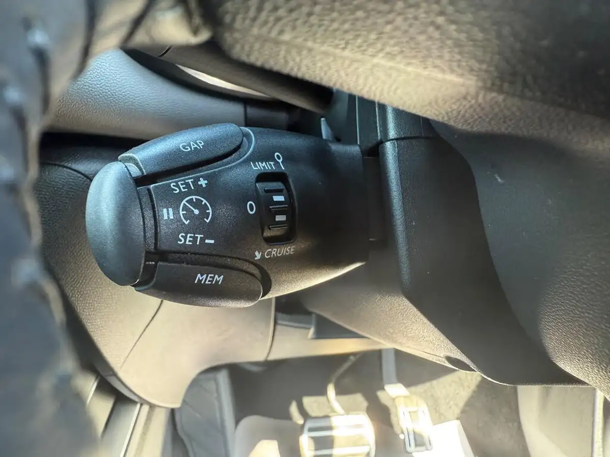 2019-citroen-c5-aircross-16-puretech-flair-plus-big-62