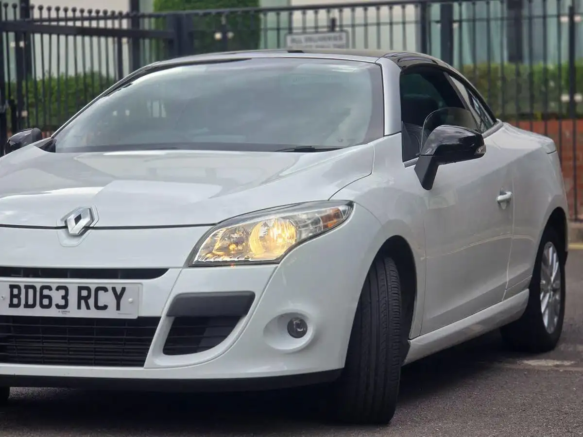 2014-renault-megane-16td-dynamique-big-28