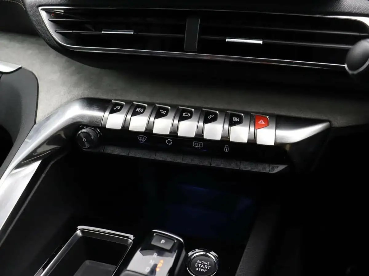 2022-peugeot-3008-suv-15-bluehdi-gt-eat8-big-29