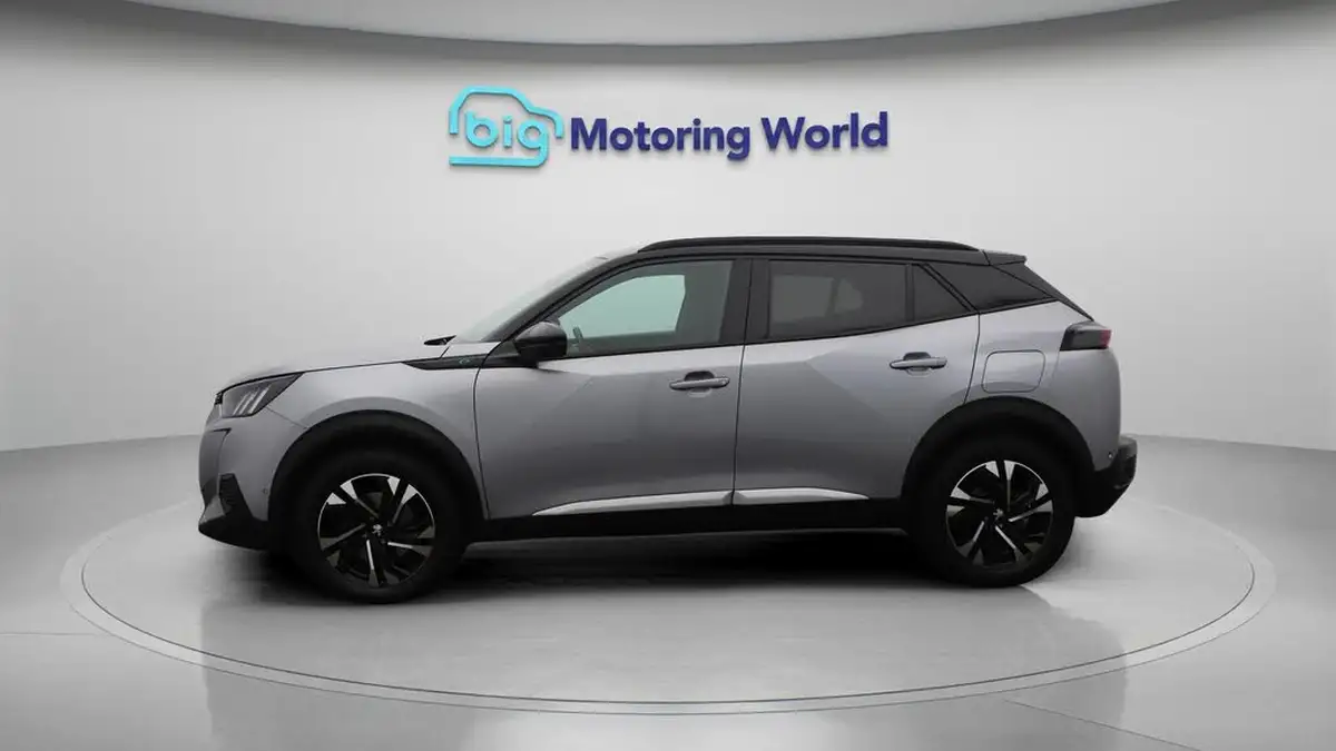 2023-peugeot-2008-suv-e-gt-136bhp-50kwh-station-wagon-big-4