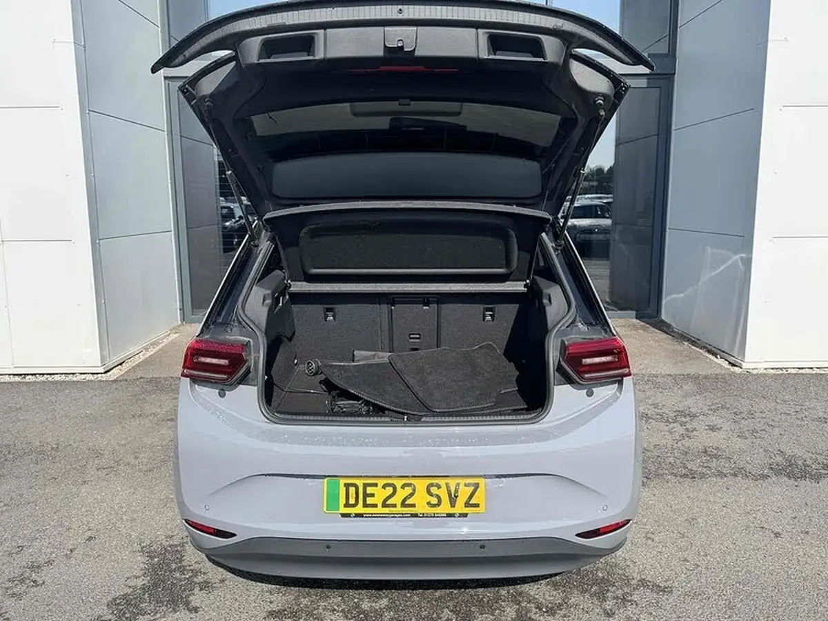 2022-volkswagen-id3-e-family-204ps-performance-big-16