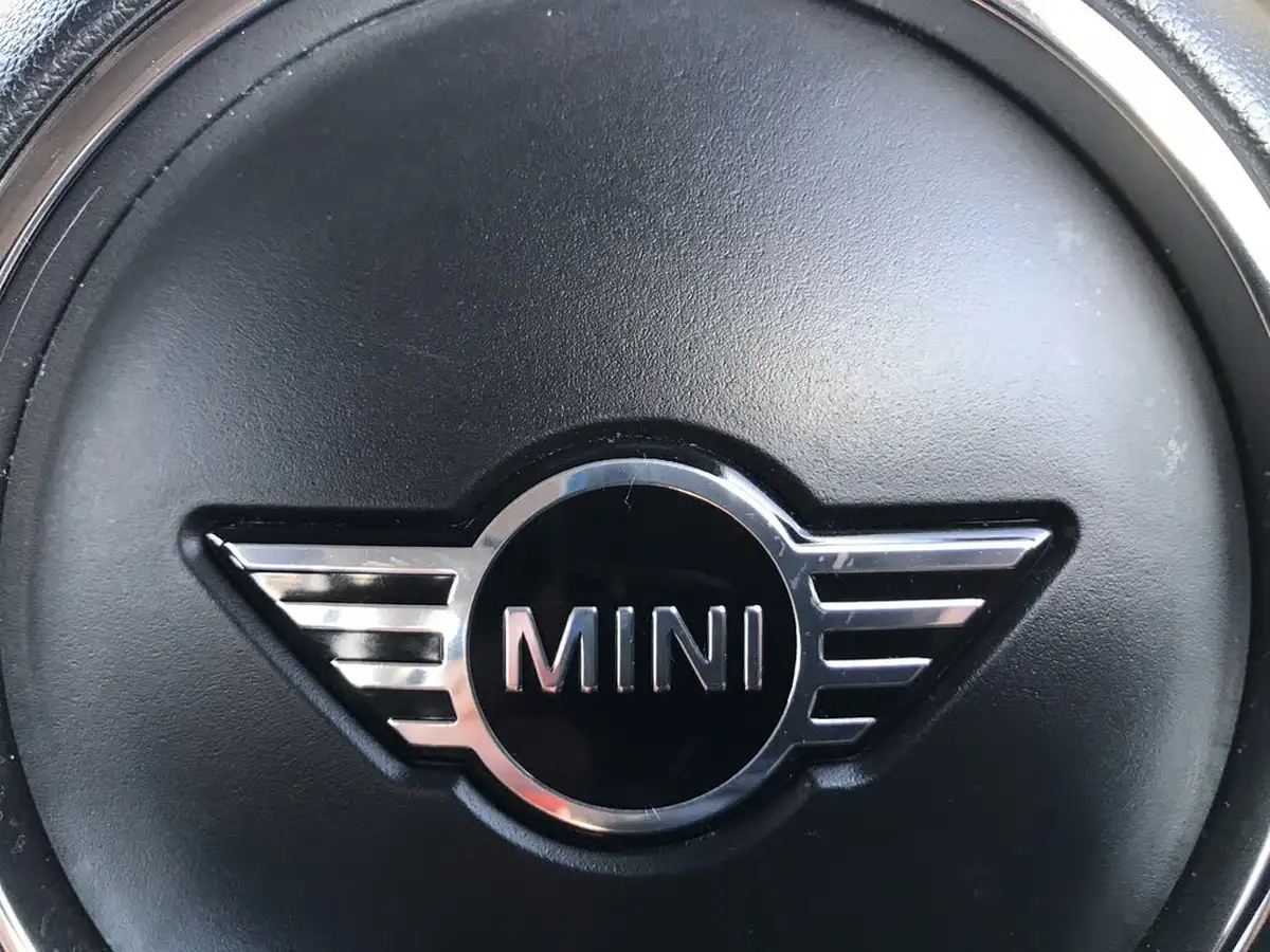 2022-mini-cooper-15-cooper-classic-hatchback-5d-auto-big-25