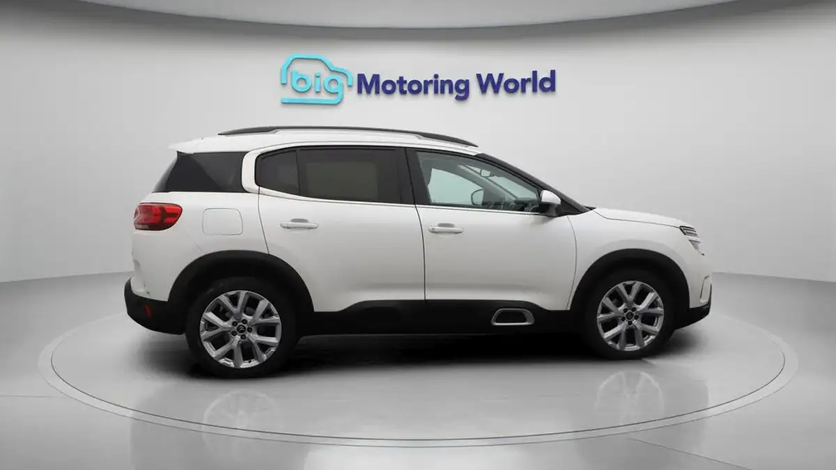 2019-citroen-c5-aircross-16-puretech-flair-plus-big-8
