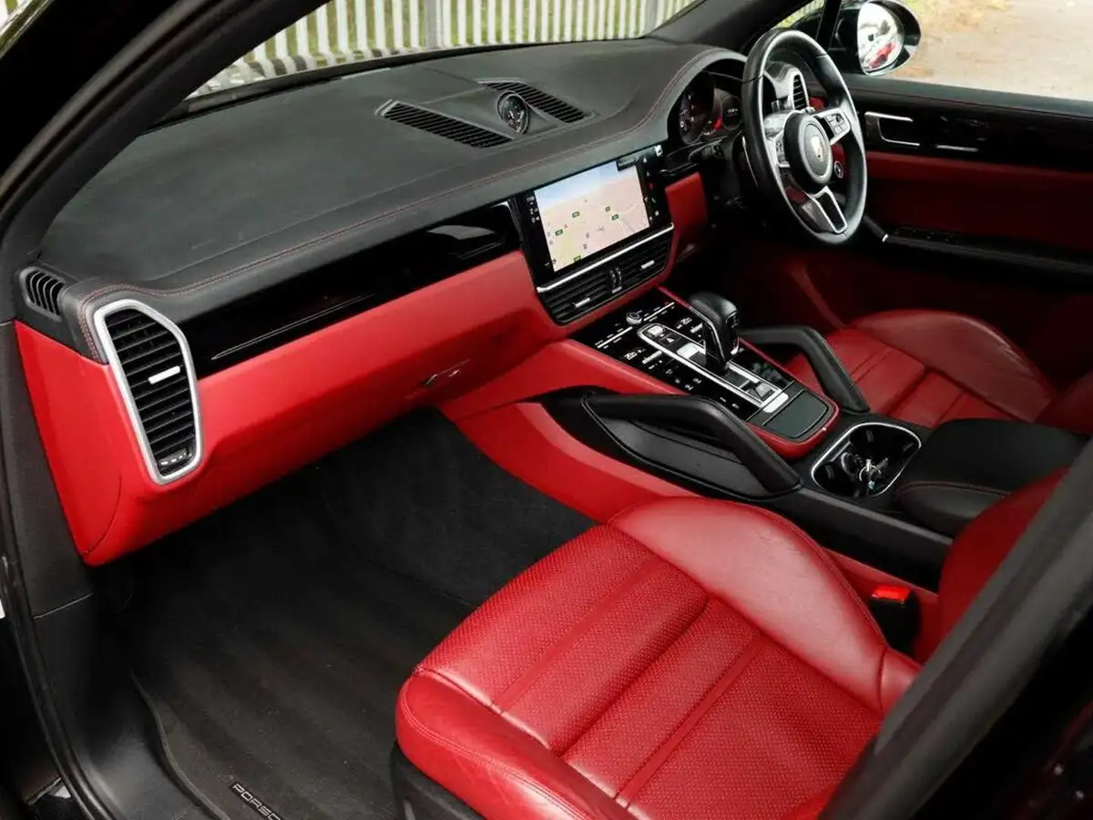 2023-porsche-cayenne-30-v6-340ps-station-wagon-big-8