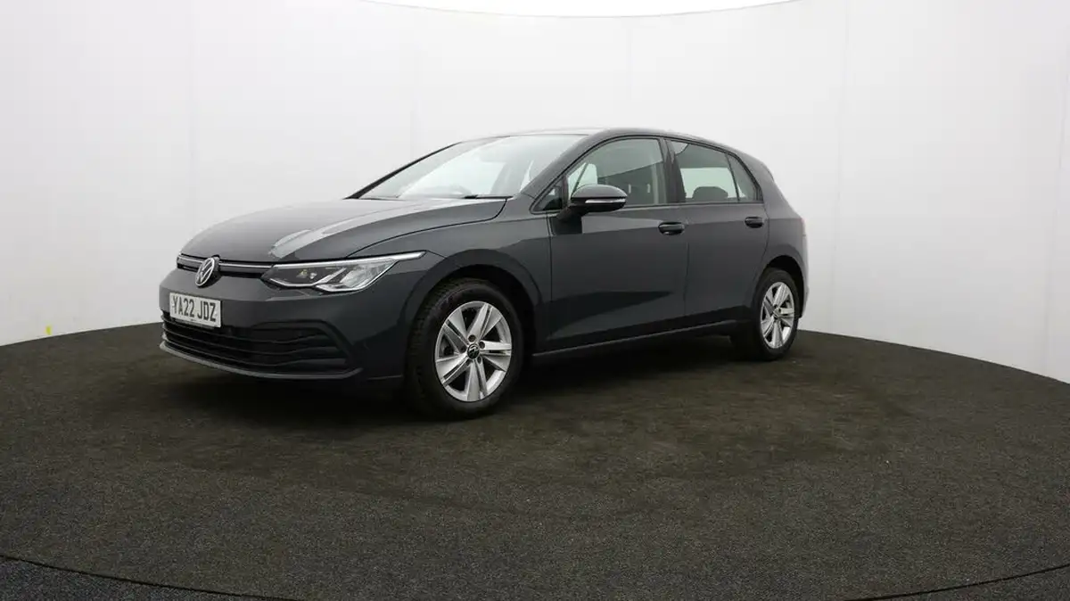2022-volkswagen-golf-20tdi-life-hatchback-big-52