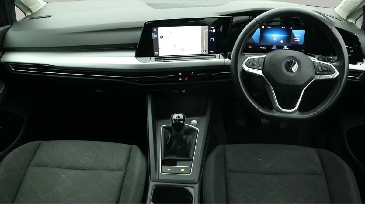 2022-volkswagen-golf-20tdi-life-hatchback-big-12