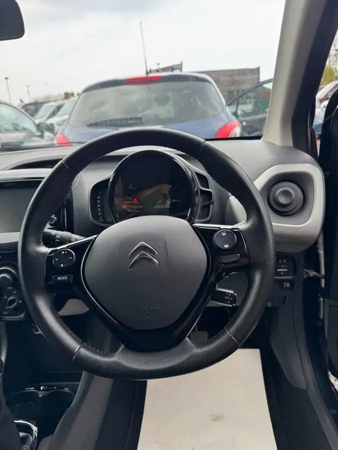 2017-citroen-c1-12-puretech-flair-5d-big-18