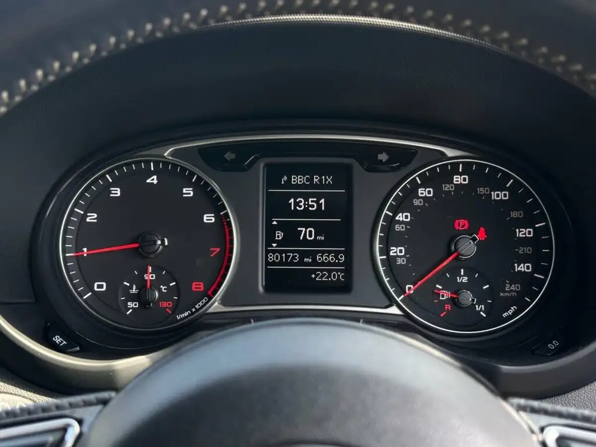2016-audi-a1-14-tfsi-s-line-125ps-hatchback-3d-big-14