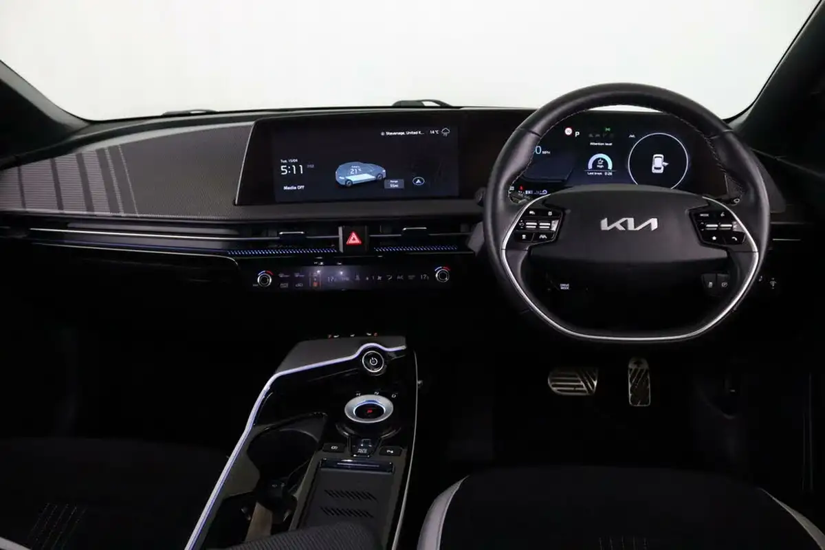 2022-kia-ev6-e-gt-line-225bhp-heat-pump-big-15