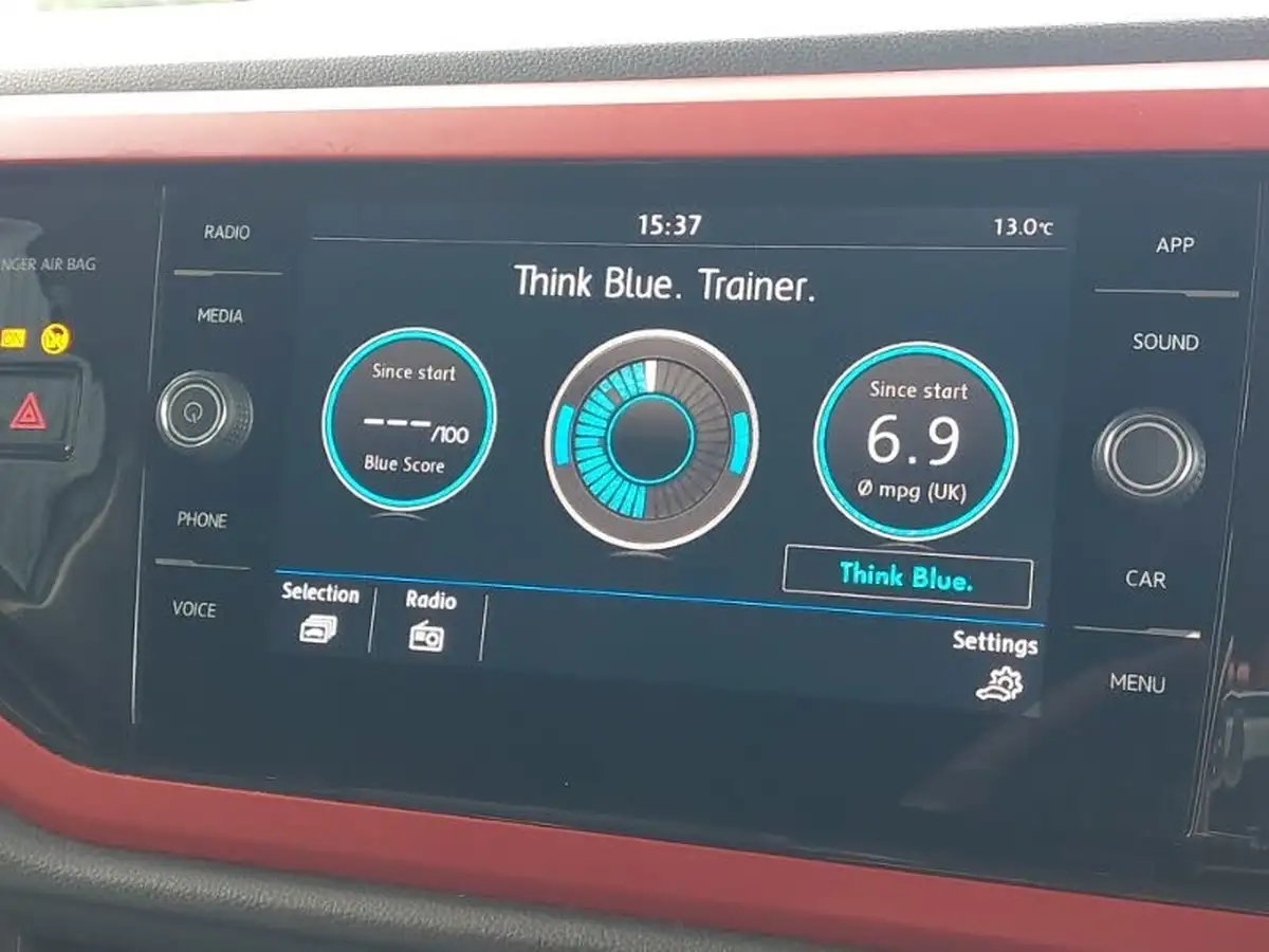 2018-volkswagen-polo-10-beats-60ps-5d-big-18