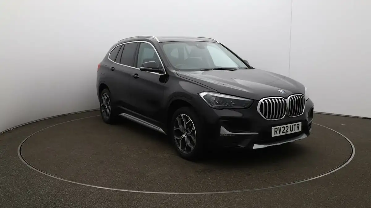 2022-bmw-x1-20-sdrive20i-xline-big-42